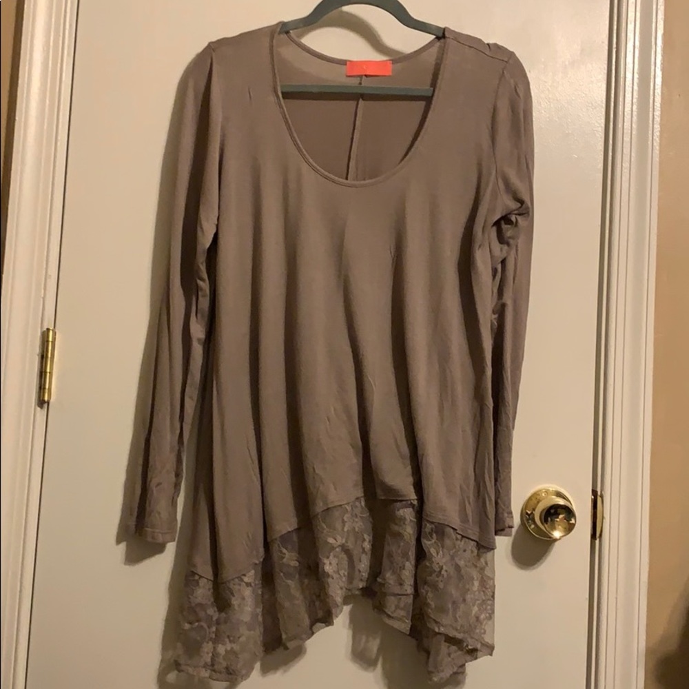 Soul Cake tan lace top